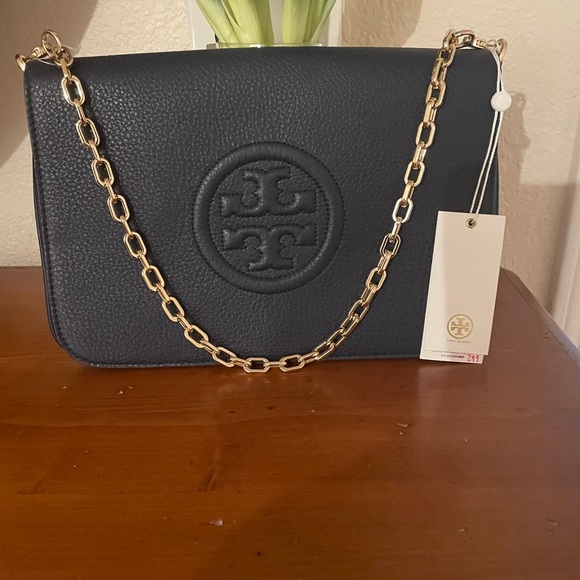 Tory Burch Bombe Convertible Clutch - Picture 4 of 5